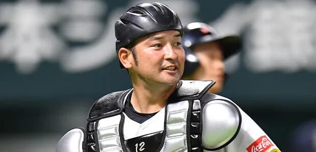 ホークス嶺井が干されてた理由って何？めっちゃ打ちます。リードうまいです