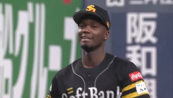 モイネロ 1.55 4勝0敗 46.1回 被打率.189 WHIP0.84 K/BB5.22