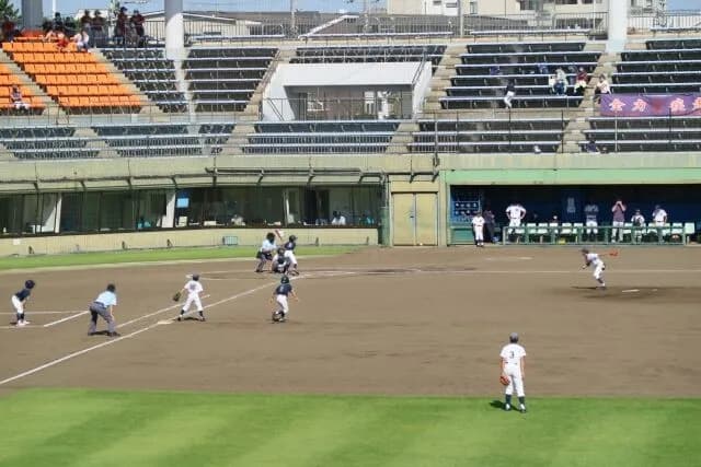 少年野球「ピッチャービビってる！ヘイ！ヘイ！ヘイ！ヘイ！」←これ