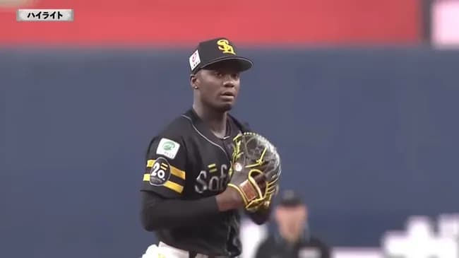 モイネロ 1.55 4勝0敗 46.1回 被打率.189 WHIP0.84 K/BB5.22