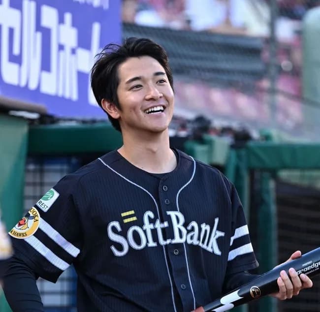 柳町 .342 2本 13打点 OPS.943