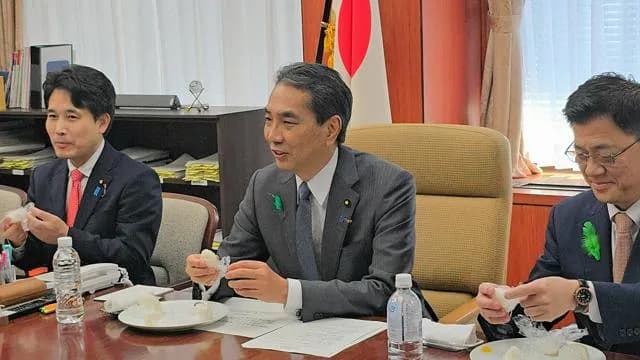 農水相「備蓄米30万トン放出したのに流通しない、大変な問題だ！」