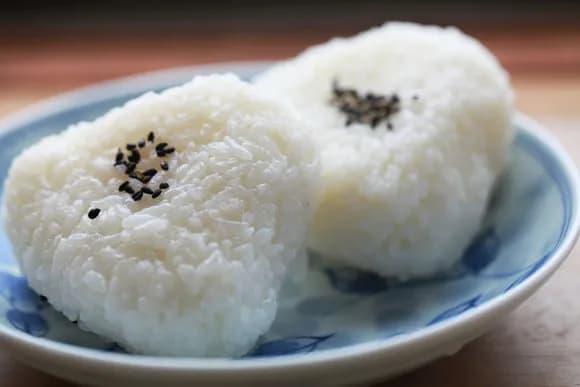 【悲報】日本人さん、ついに米を盗み始める・・・・・・・・・・・・・・