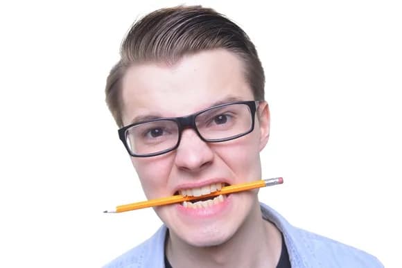 【動画】撮り鉄さん、電車が来ただけでキレてしまうwwwwwwwwwwww