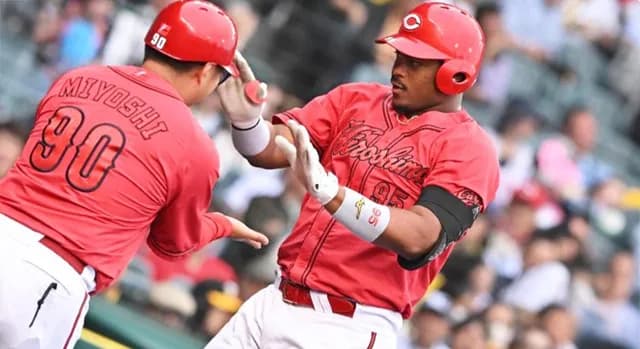 カープモンテロ来日1号2ラン！ファビマルチ！床田今季ワースト5回4失点。塹江1失点。鯉キラー大竹に10敗目。打線繋がらず1日で首位陥落【広島2-5阪神/試合結果】