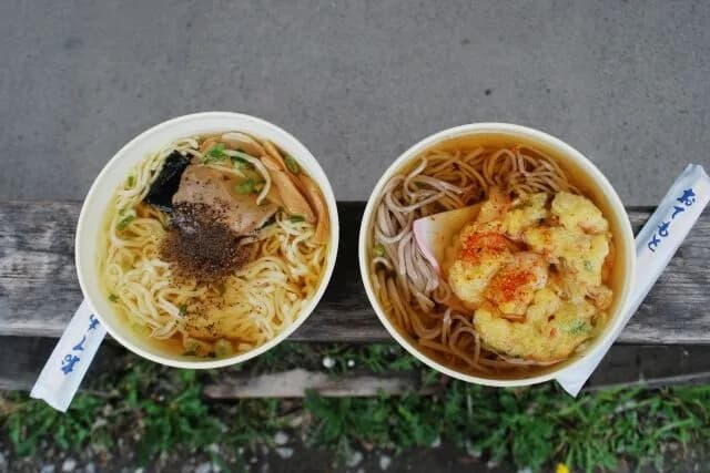 うどんとそばってどっちが格上なの？👈🤔