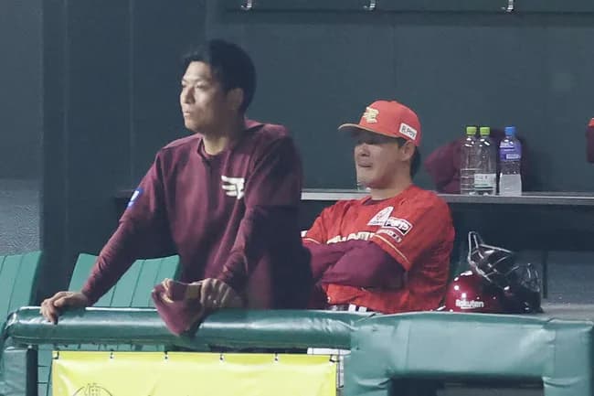楽天・三木監督が浅村の欠場を問われ30秒間沈黙…「球団、ＧＭ含めて総合的に判断したというのが今僕が言えること」と説明