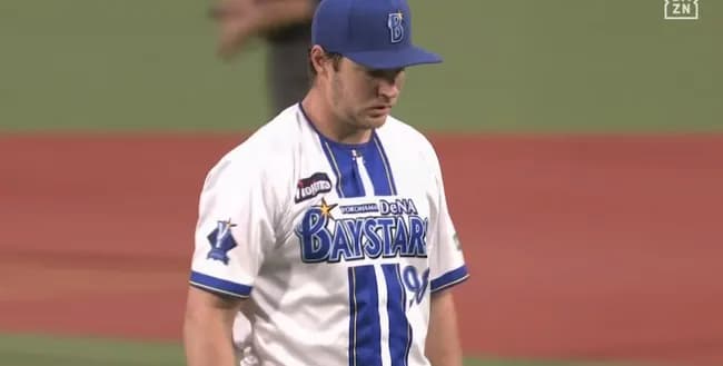 バウアー、中日打線相手に4回4失点