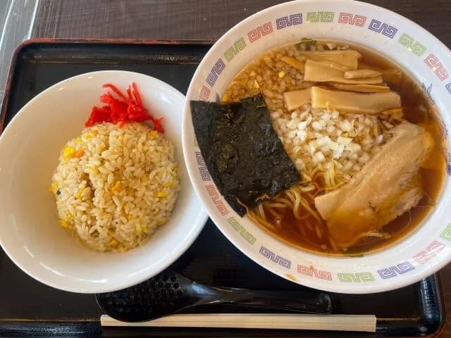 ラーメン屋のチャーハンってなんであんなに味濃いん？