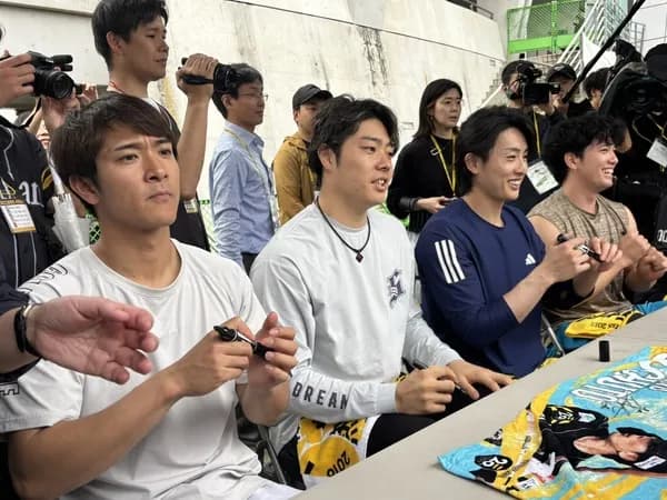 ホークスゲリラサイン会のメンバーが凄いｗｗｗｗ