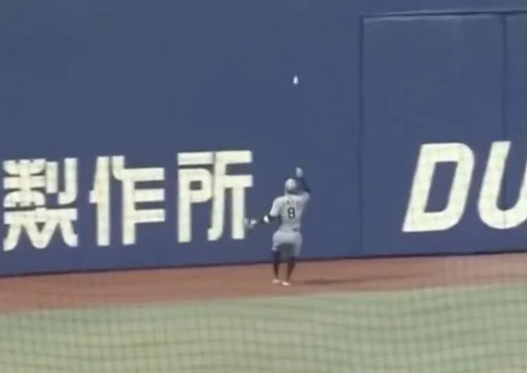 【動画あり】佐藤輝明の肩力、『S99』すぎる