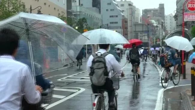 自転車傘さし運転は反則金5,000円へ