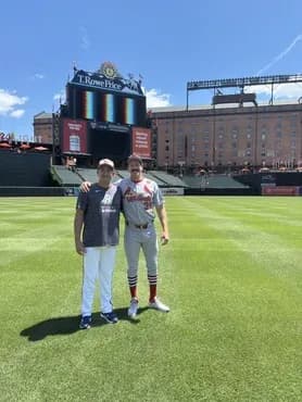 菅野智之さん、マイコラスと再会