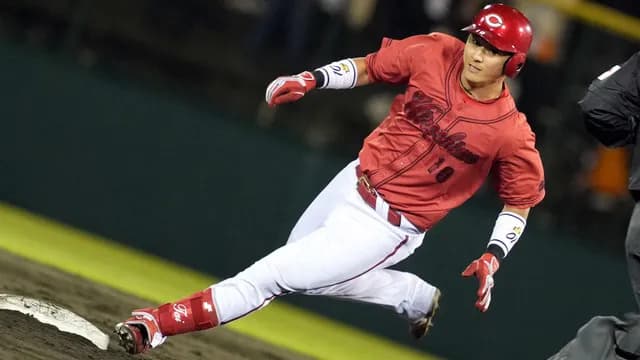 カープドラ1佐々木泰が巨人ライマルから3塁打！新井監督「大したもん」【監督談話】