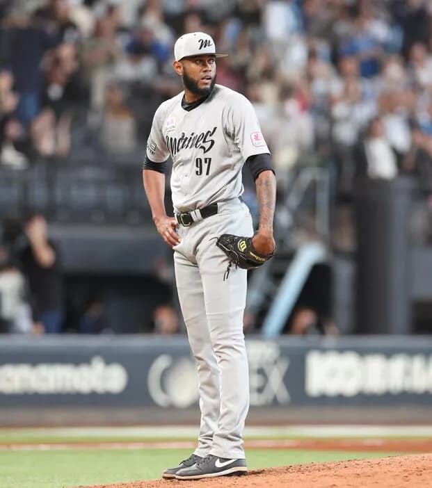 【ロッテ】吉井監督「リリーフが３ボールになっちゃだめ」サヨナラ弾献上ゲレーロに成長促す