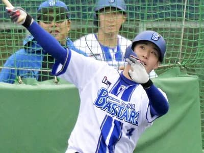 度会隆輝（De）打率.260(127-33) 3本 11打点　出塁率.326 OPS.728 wRC+130 WAR0.6