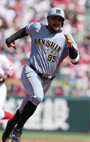 【阪神】ヘルナンデス、打撃と足で勝利に貢献「点になって良かった」森下のバットを拝借