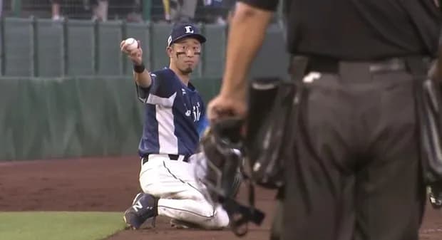 【動画】外崎修汰さん、またパテレ向けの挙動をしてしまう