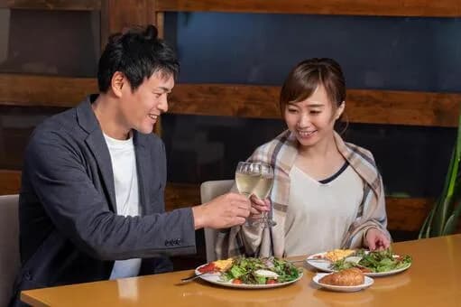 【急募】彼女いるけど女友達とサシ飲みってやばい？ｗｗｗｗｗｗｗｗｗｗｗｗｗｗｗｗ