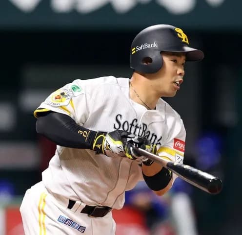 小久保監督、4番を近藤健介に託す方針「山川の復調までは近藤を4番で考えている。周囲は固定しない」