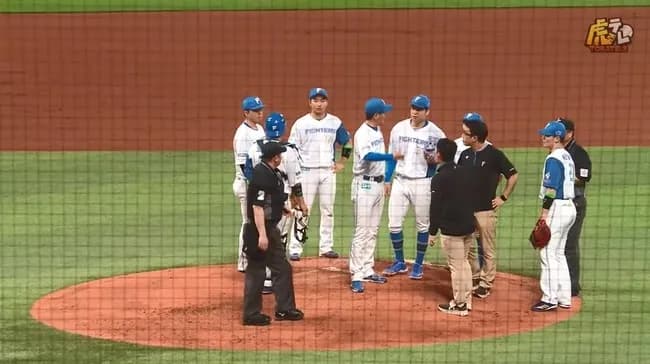 日本ハム・古林睿煬にアクシデント発生　三回途中、ベンチへ下がる