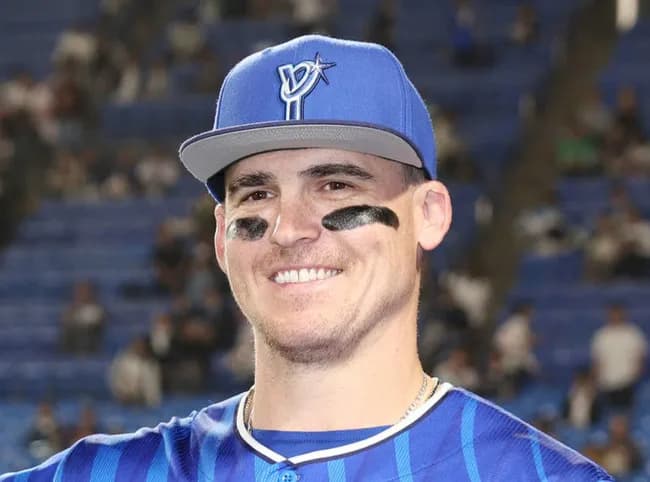 【DeNA】オースティンが登録抹消　２割１分１厘、２本塁打にとどまる　東妻純平が１軍合流