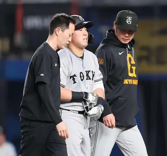 巨人・浅野翔吾、右手首骨折で抹消