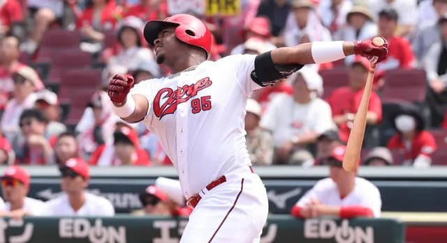 カープ小園がヘッスラ三盗→モンテロ犠牲フライ！西武のエース今井を機動力野球で攻略！！