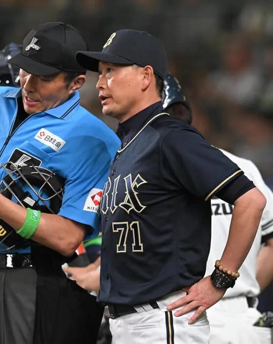 オリ岸田監督「廣岡のあれはベースに行ってる。相手の膝が入ってたから大事をとって交代させた」