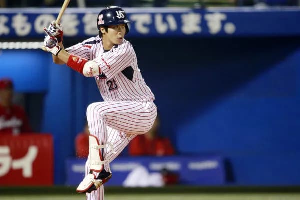 山田哲人(32) .204 3本 12打点（7年40億契約4年目）