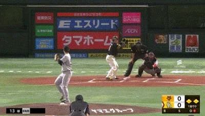 【ソフトバンク対巨人1回戦】ソフトバンク、初回に近藤健介の犠牲フライで1点先制！！！！！！