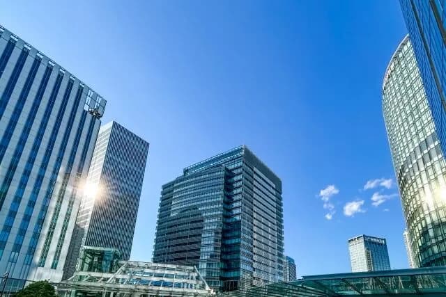 大企業って30歳で年収どれくらい貰えるの？