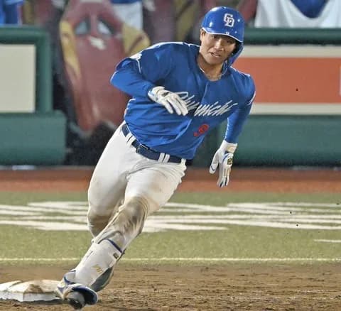 中日ドラ4石伊雄太、プロ初猛打賞を通り越し5打数5安打の大爆発！