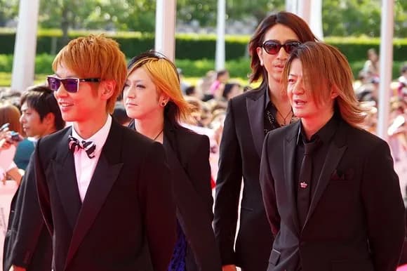 【急募】GLAY3大名曲「春を愛する人」「BELOVED」あとひとつは？