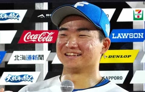 【日本ハム】山縣秀　気迫のダイビングキャッチ　場内から大歓声