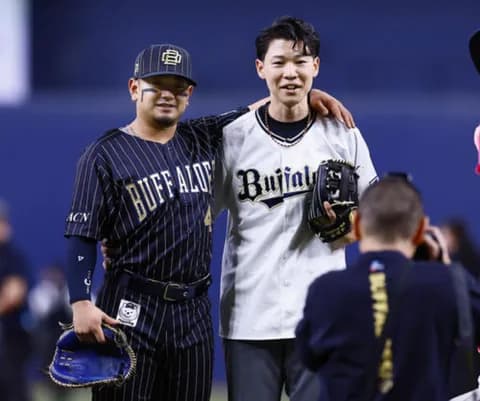 森友哉がお立ち台で涙…「ひろとも頑張って」闘病中の大阪桐蔭親友へ白星届けた