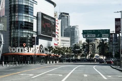 【画像】ロサンゼルス警察「いま犯罪が起きてる場所をマップ化しました、ここには近寄らないで！」