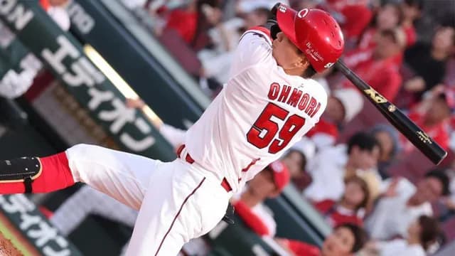 カープ大盛穂 .394 2本 出塁率.444 OPS1.051←数週間前まで守備固め＆代走要員だった強打者