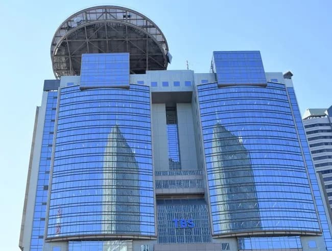 【テレビ】「米と麺、どっちが太る？」の驚がく結果！２組の有名双子で検証　三倉茉奈と佳奈＆ザ・たっち