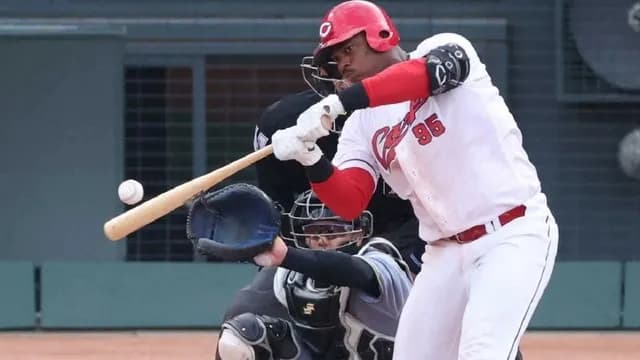 カープ、モンテロ(不調)の適正打順は？←6番だと気楽に打てるかも