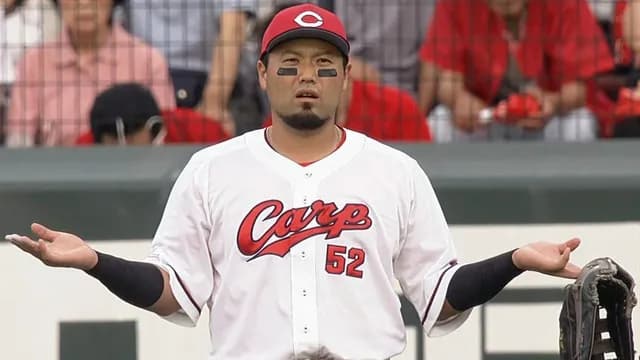 カープ楽天戦『審判混乱』で誤審？末包の好プレーがワンバウンド判定でゲッツー不成立。新井監督＆三木監督が抗議