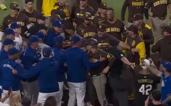ドジャースパドレスの大乱闘ｗｗｗｗｗｗｗｗ