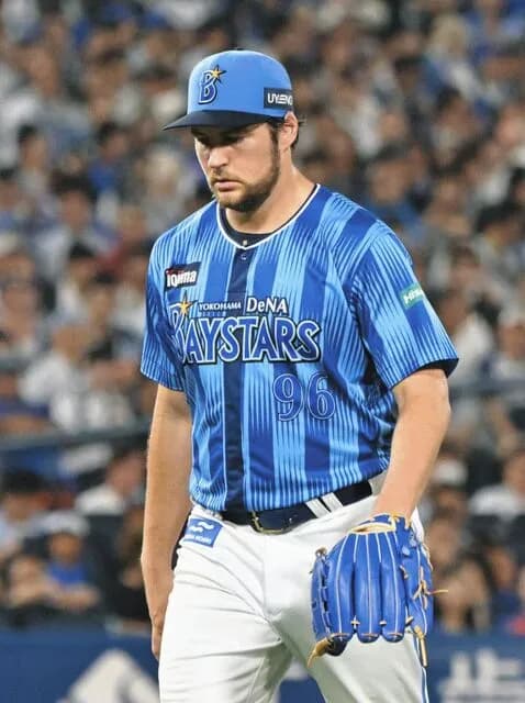 バウアーさん、セ・リーグ規定投球回到達者14人中防御率最下位ｗｗｗｗｗｗｗ