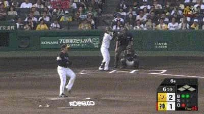 【阪神対ソフトバンク3回戦】阪神の中野に頭部死球、津森は危険球退場　担架が用意されるも自力で立ち上がる