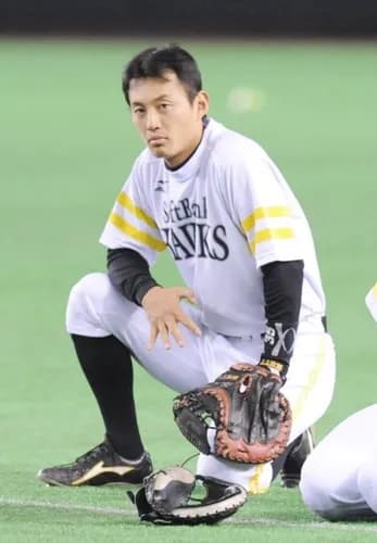 「20年前から複数回性犯罪で逮捕」　元ソフトバンク捕手の素顔　「野球には真面目だが酒が入ると豹変」