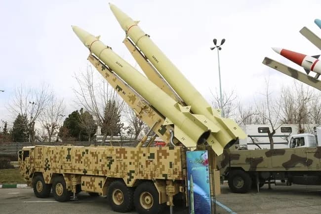 イラン、カタールの米軍基地へミサイル発射