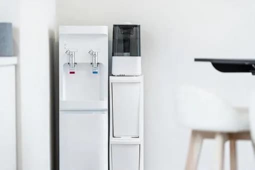 【悲報】家庭用ウォーターサーバーを設置した人の約半数が３年以内に解約していたｗｗｗｗｗｗｗｗｗｗｗｗｗｗｗｗ