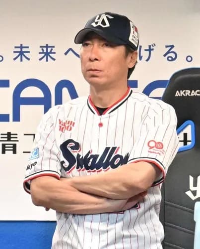 ヤクルト・高津監督にシーズン終了まで指揮を任せる意向　林田哲哉社長が明言「最後まで務めていただく約束。歯を食いしばって頑張ってほしい」