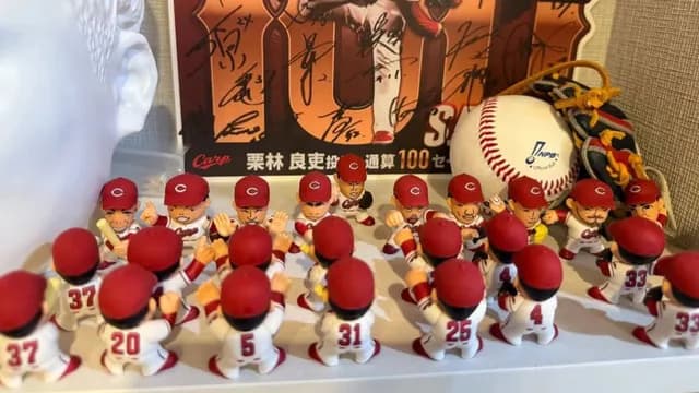 カープ栗林『カプケシ』集めでガチャしまくる！「3セット揃えて家族にあげる予定でした」