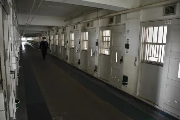 【疑問】一番楽に刑務所入れる方法ってなんや?